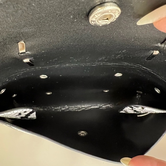 Womens Snake Skin Waist Belt Bag Rhinestones Black and white - Picture 3 of 3